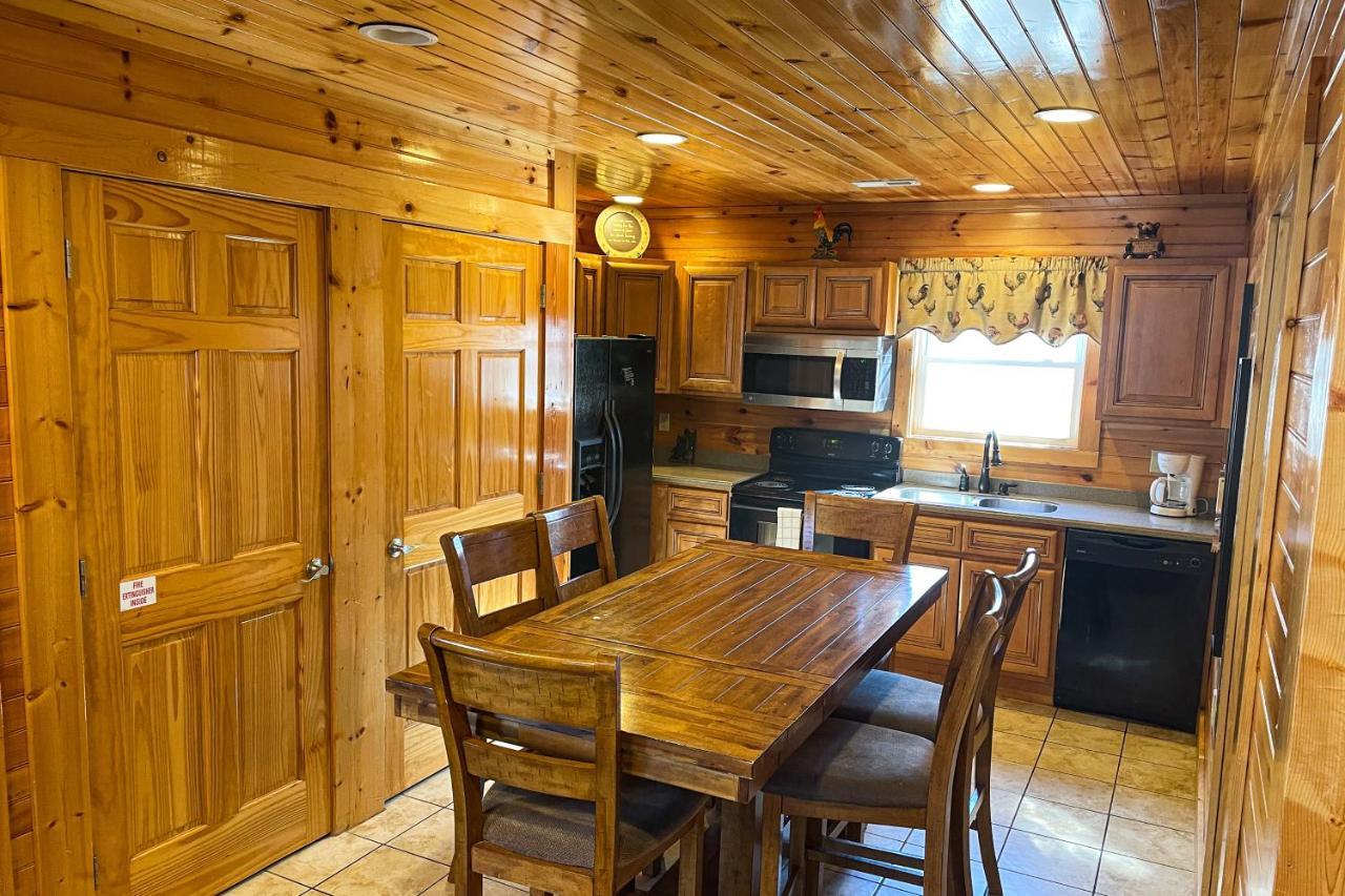 Black Bear Hideaway Cabin Gatlinburg Buitenkant foto